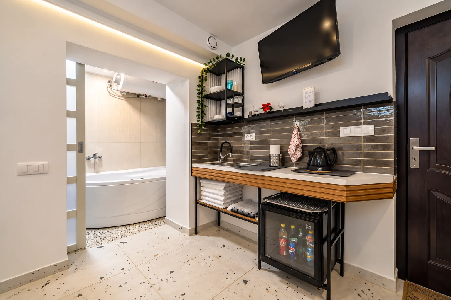 Keti spa — apartman sa jacuzzijem, Zemun, Beograd (slika 4 od 11)