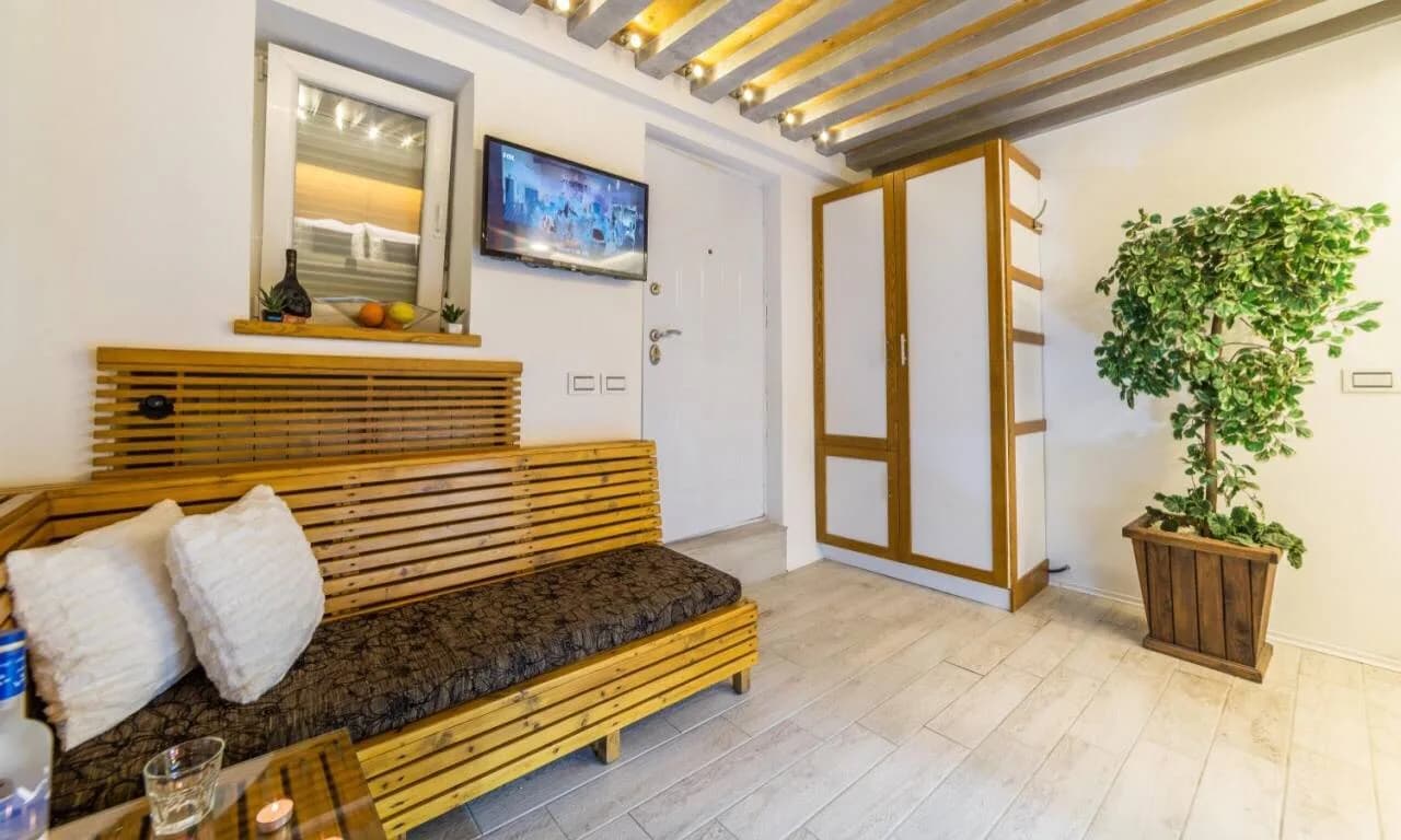 Bazen — apartman sa jacuzzijem, Vracar - Slavija, Beograd (slika 5 od 8)